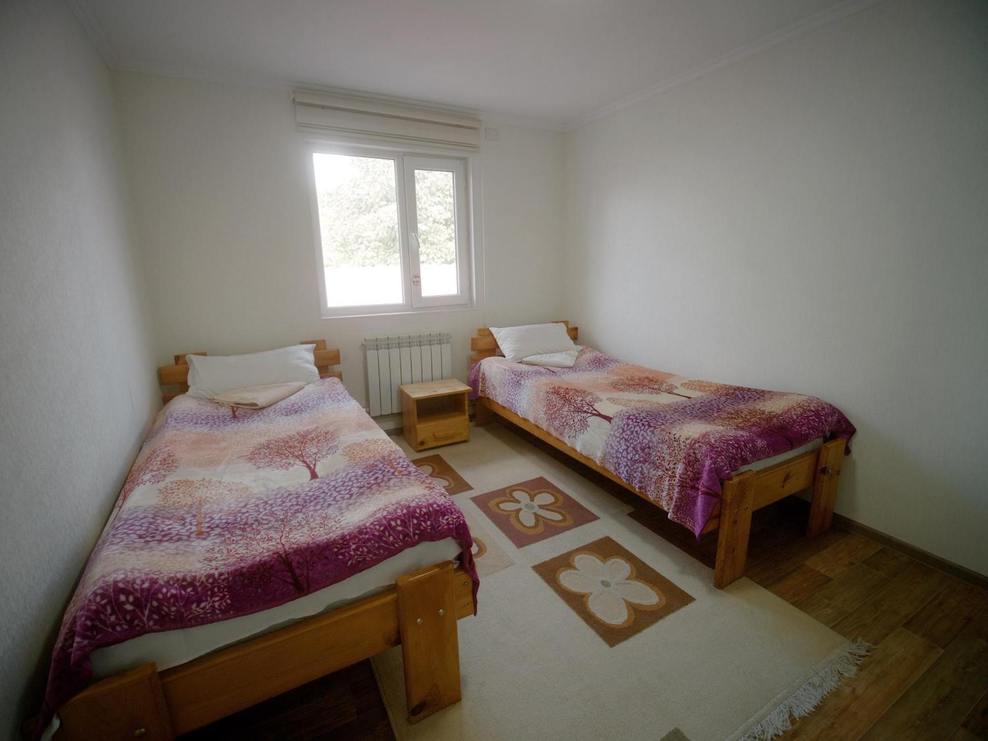 Guesthouse Alakol Karakol Luaran gambar